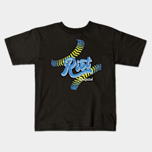Riot laces angle Kids T-Shirt